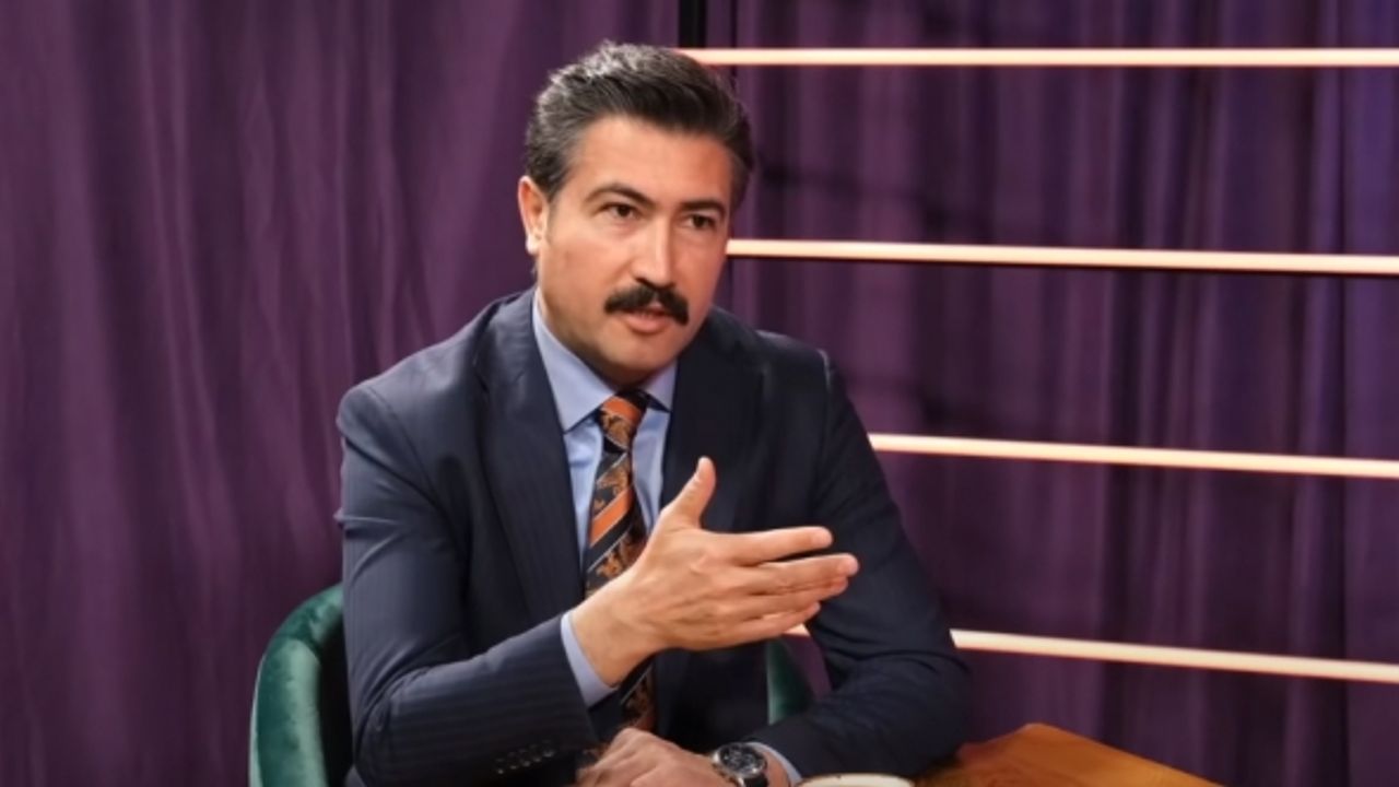 AK Partili Cahit Özkan görevinden istifa etti