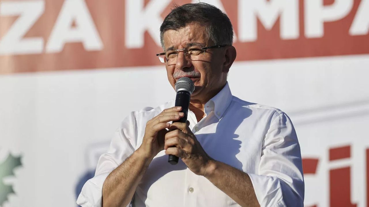 Ahmet Davutoğlu: "Erken seçim için Devlet Bahçeli’den bir hamle bekliyorum"