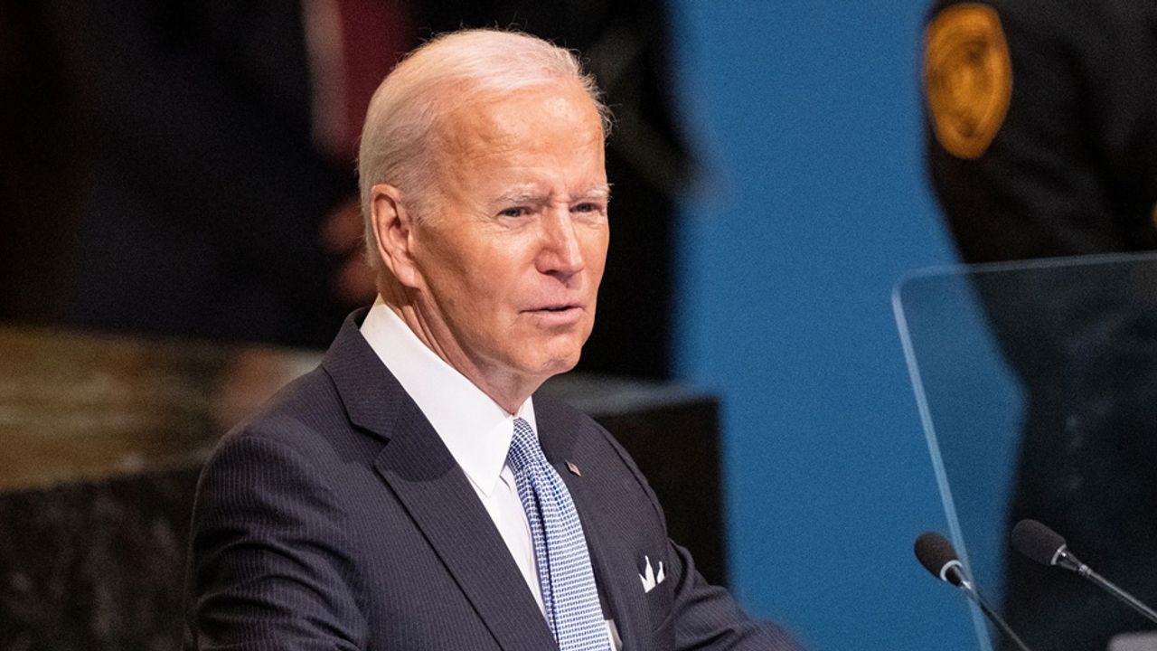 Joe Biden: "İran’ın cesur kadınlarının yanındayız"