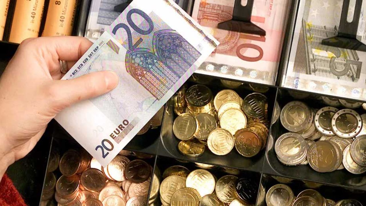 Dolar ve Euro fiyatlarında son durum (24 Ekim 2022)