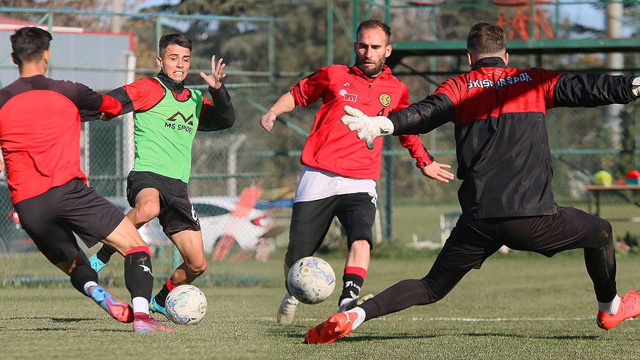 Eskişehirspor zorlu Amasya deplasmanında kazanmak istiyor