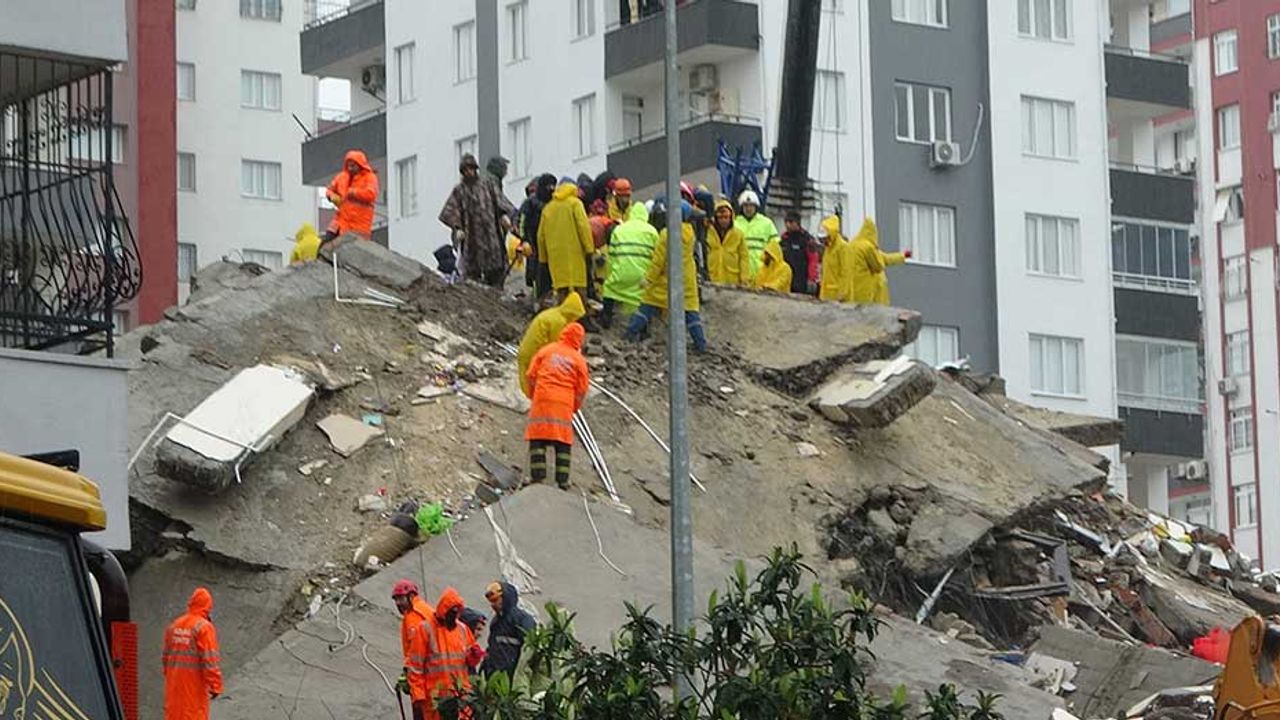 Kahramanmaraş'ta aynı gün içerisinde ikinci büyük deprem; Bu sefer 7,5 şiddetinde!