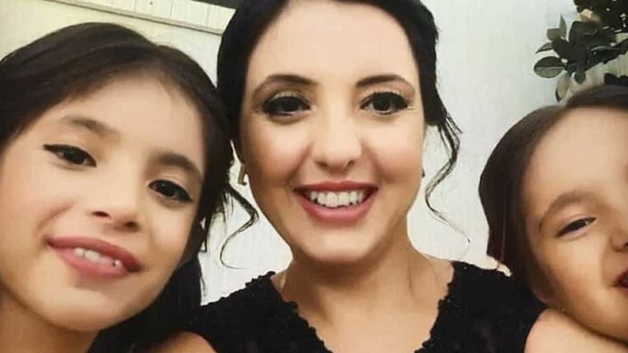 Polis memuru Emine Çakır ve kızları depremde vefat etti