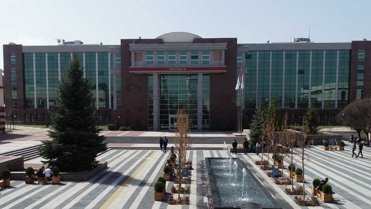 Eskişehir Osmangazi Üniversitesi'ne 282 sözleşmeli personel alınacak