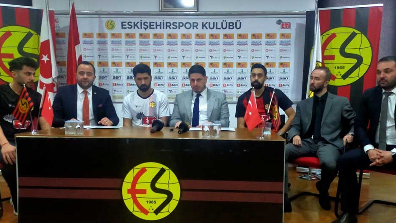 Eskişehirspor'da transfer şov; 3 oyuncu daha imzaladı!
