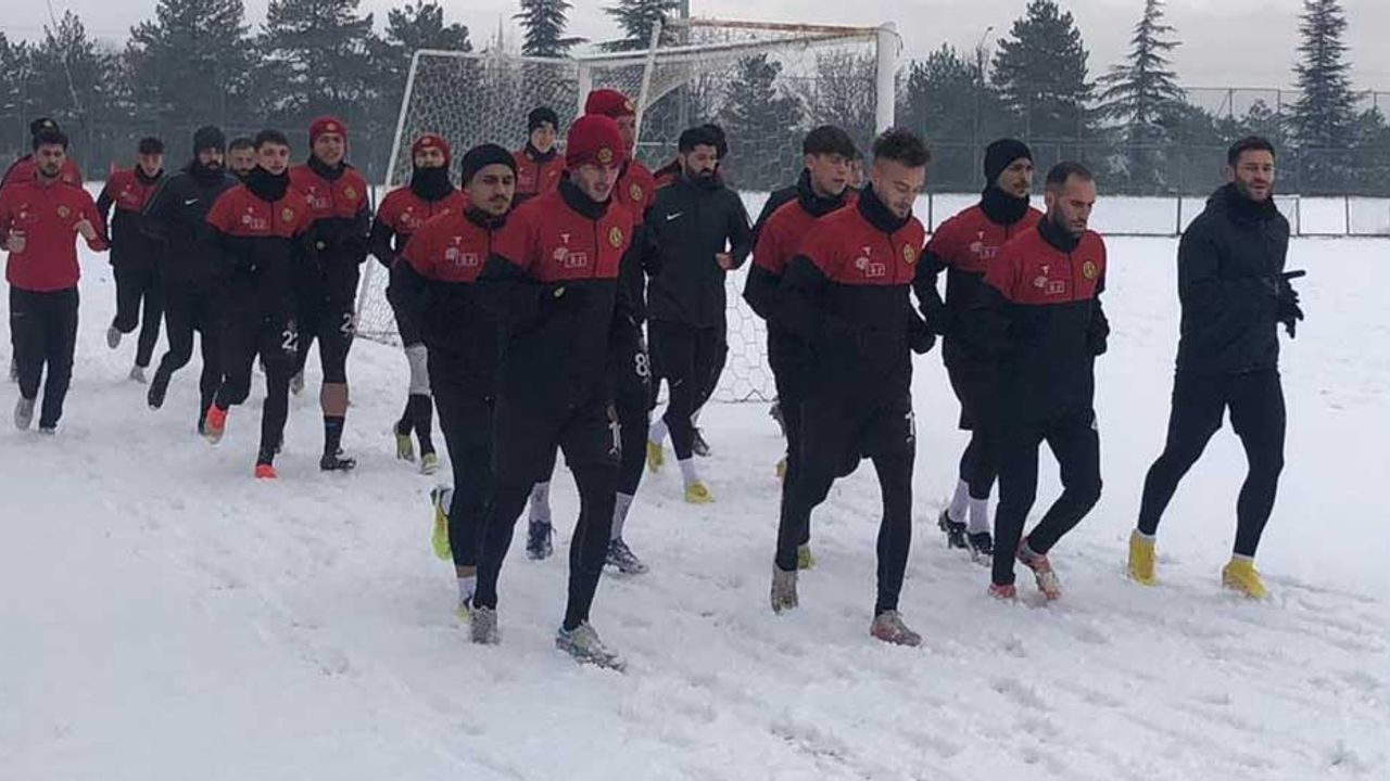 Eskişehirspor'da gözler TFF'de, oyuncular hazırlıklarını sürdürüyor!