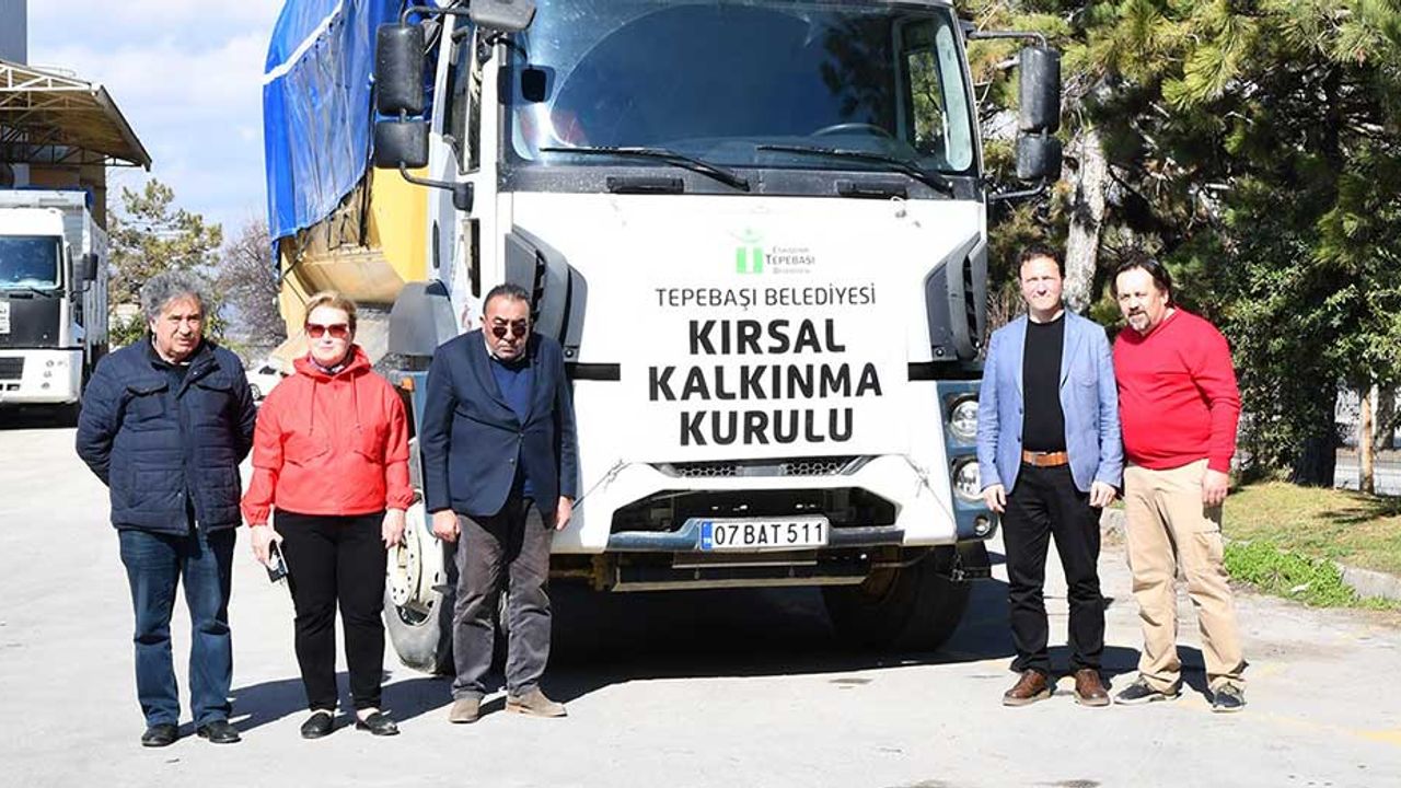 Eskişehir'den deprem bölgesine 16 tonluk yardım!