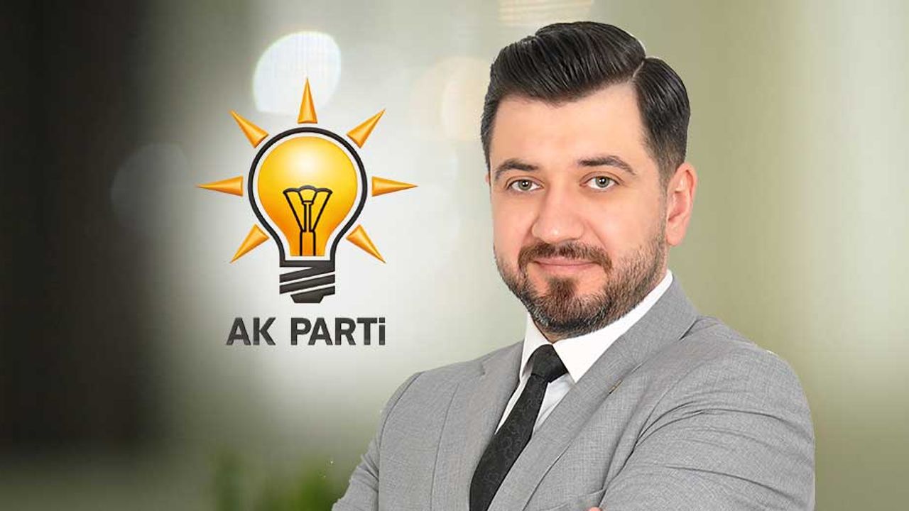 Hakan Çizmelioğlu AK Parti Tepebaşı İlçe Başkanlığından istifa etti