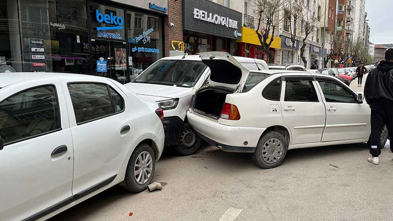 Eskişehir’de direksiyon hakimiyeti kaybeden sürücü kazaya neden oldu!