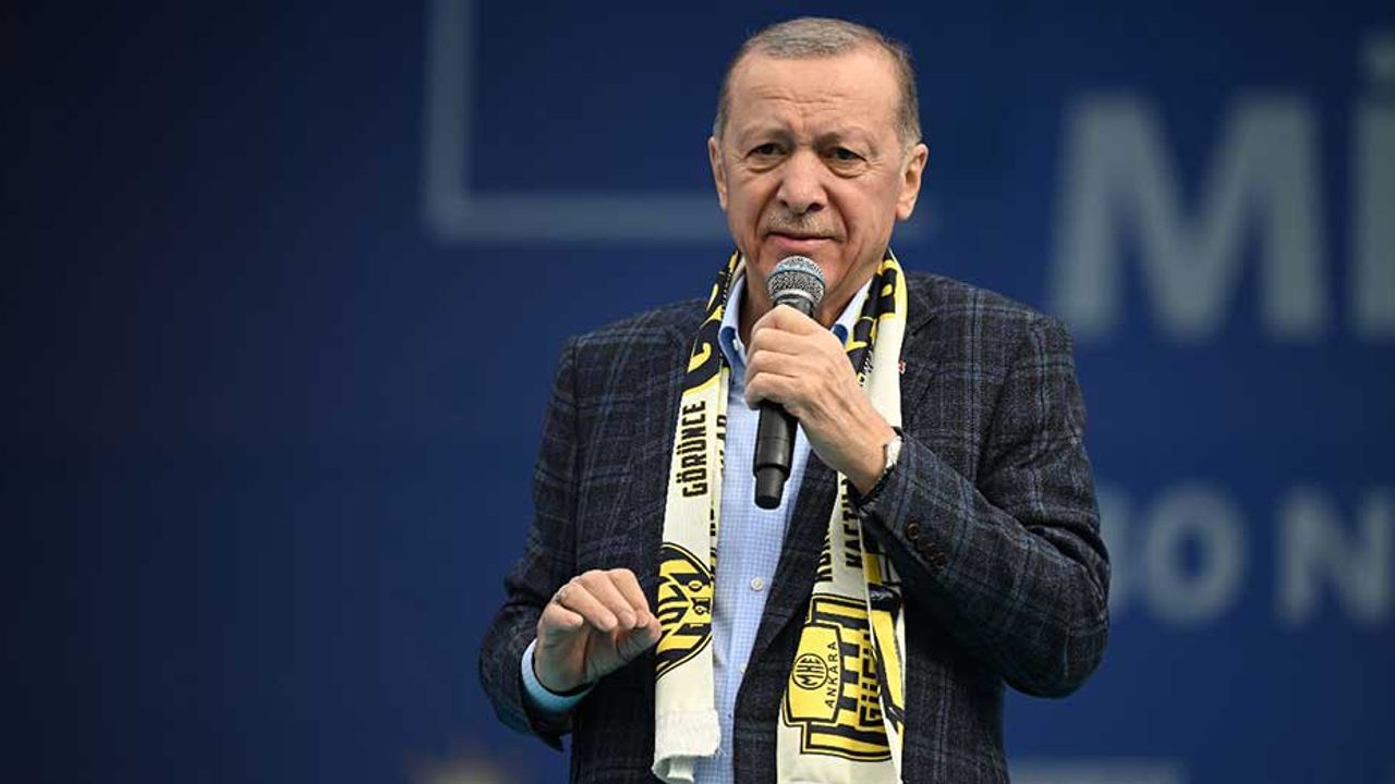 Erdoğan: "SSK’yı idare edemeyen bir zavallıya bu ülke teslim edilebilir mi?"