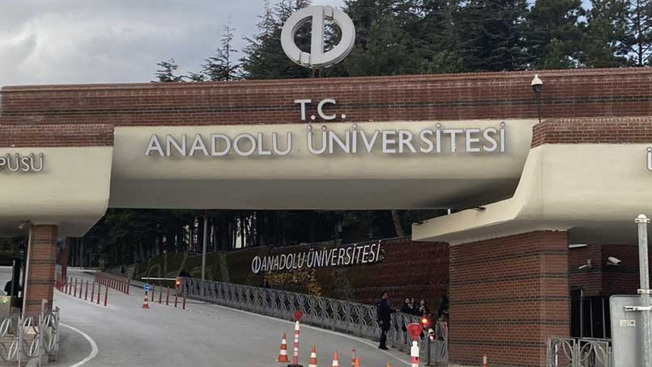 Anadolu Üniversitesi'nden önemli AÖF açıklaması geldi!
