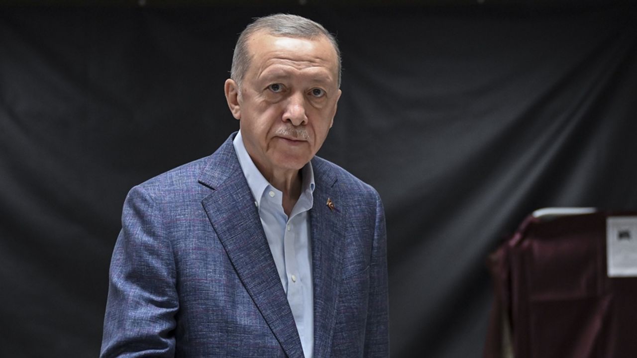 Erdoğan'dan sandıkların başından ayrılmayın çağrısı