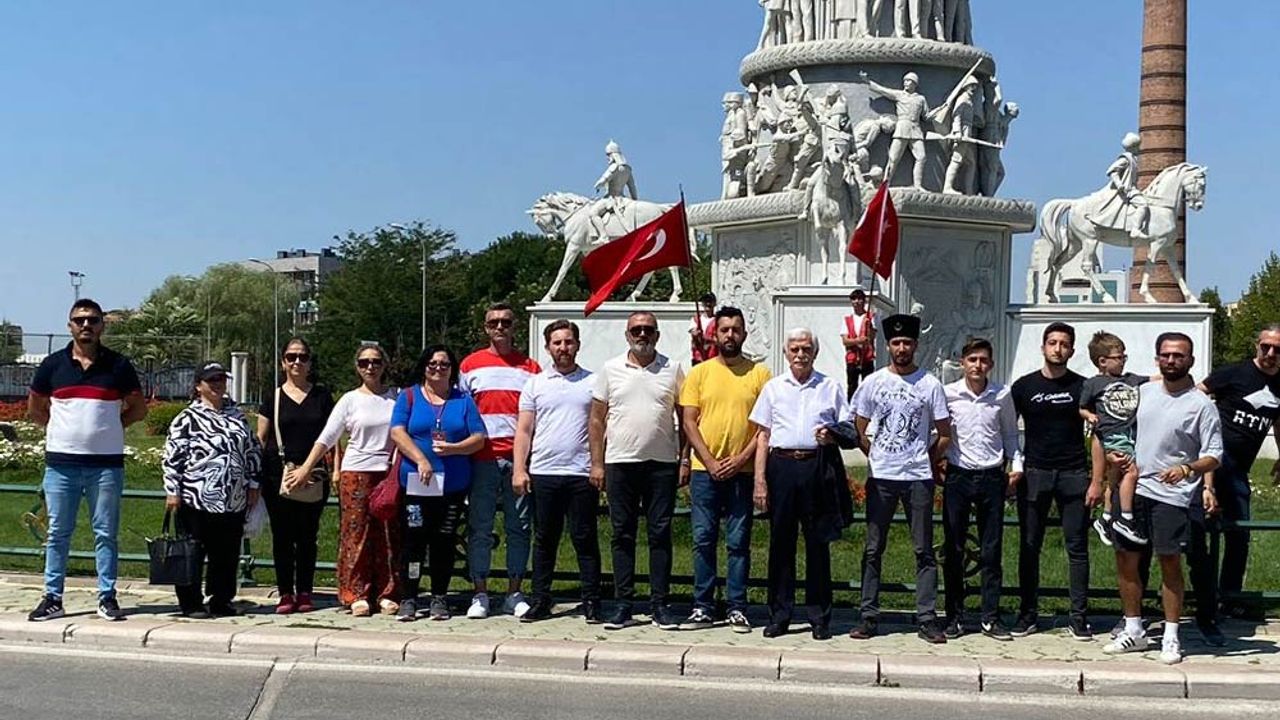 Zafer Partisi Eskişehir'de saygı nöbeti başlattı!