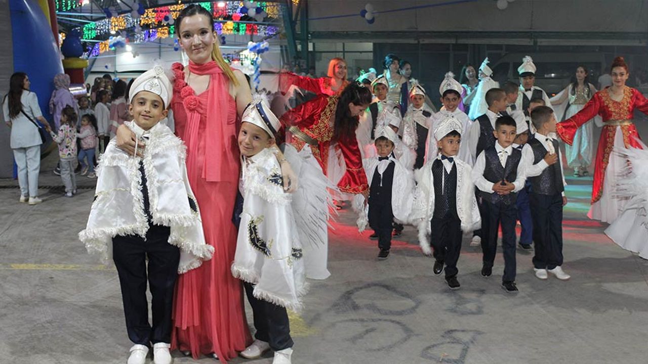 Eskişehir'de 17 çocuk için toplu sünnet töreni yapıldı!