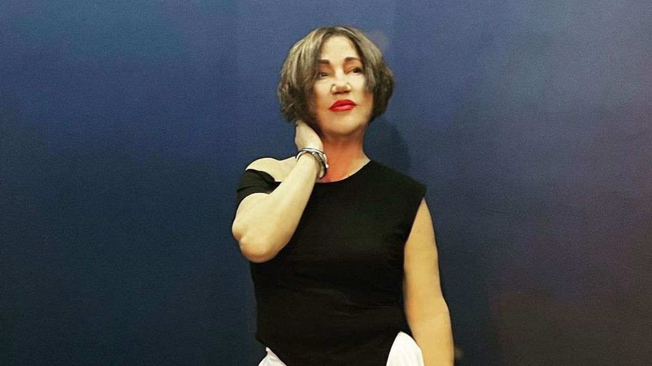 Ünlü şarkıcı Nazan Öncel hastaneye kaldırıldı!