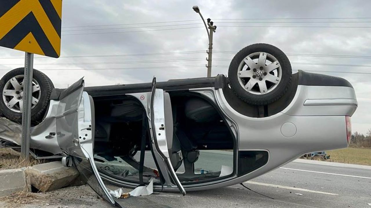 Afyon’da feci trafik kazası; Yaralılar var!