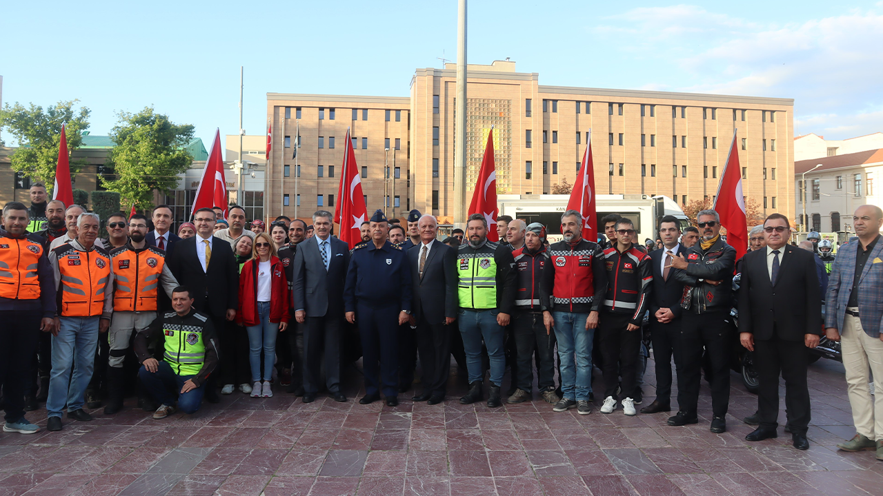 Eskişehir’de TSK Güçlendirme Vakfı İçin Kortejli Tanıtım