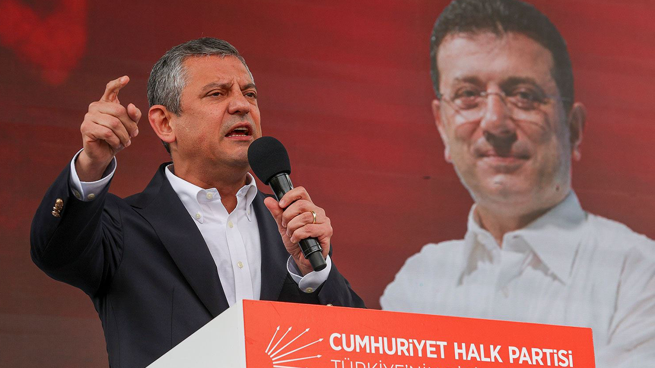 Özel'den Erdoğan’a Kanal İstanbul Çağrısı: Hodri Meydan Sandığı Getirin!