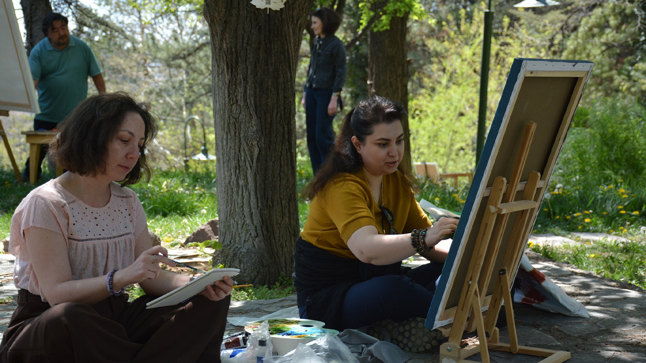 Anadolu Üniversitesi Japon Bahçesi’nde Renkli Çalıştay!
