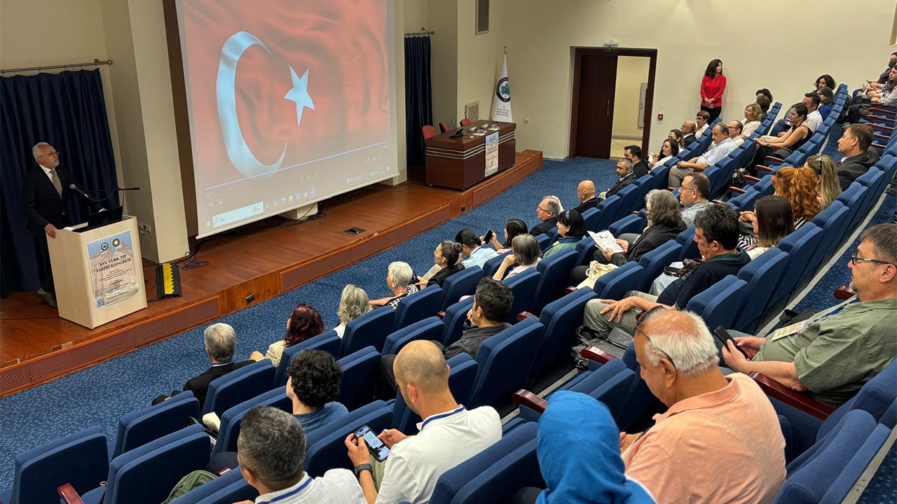 Eskişehir’de 16. Türk Tıp Tarihi Kongresi Başladı!