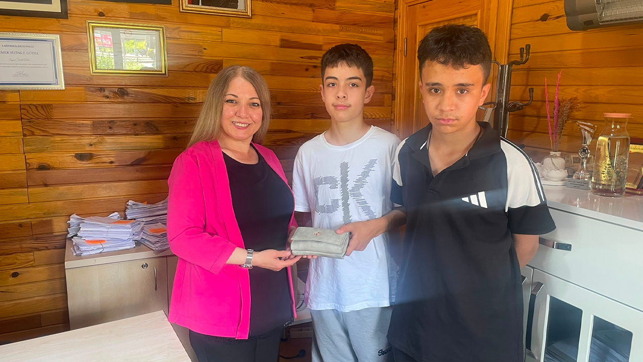 Eskişehir’de İki Çocuğun Örnek Davranışı Takdir Topladı!