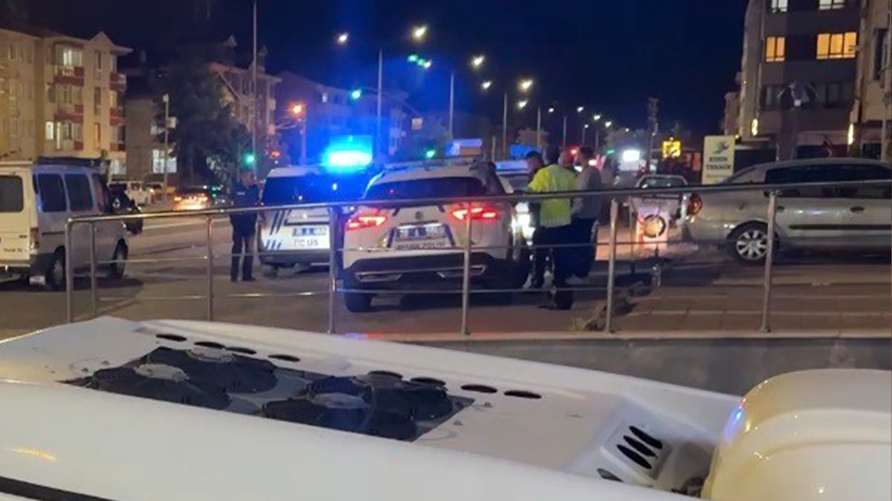 Eskişehir'de Hareketli Gece! Polisten Kaçan Sürücü Yakayı Ele Verdi!
