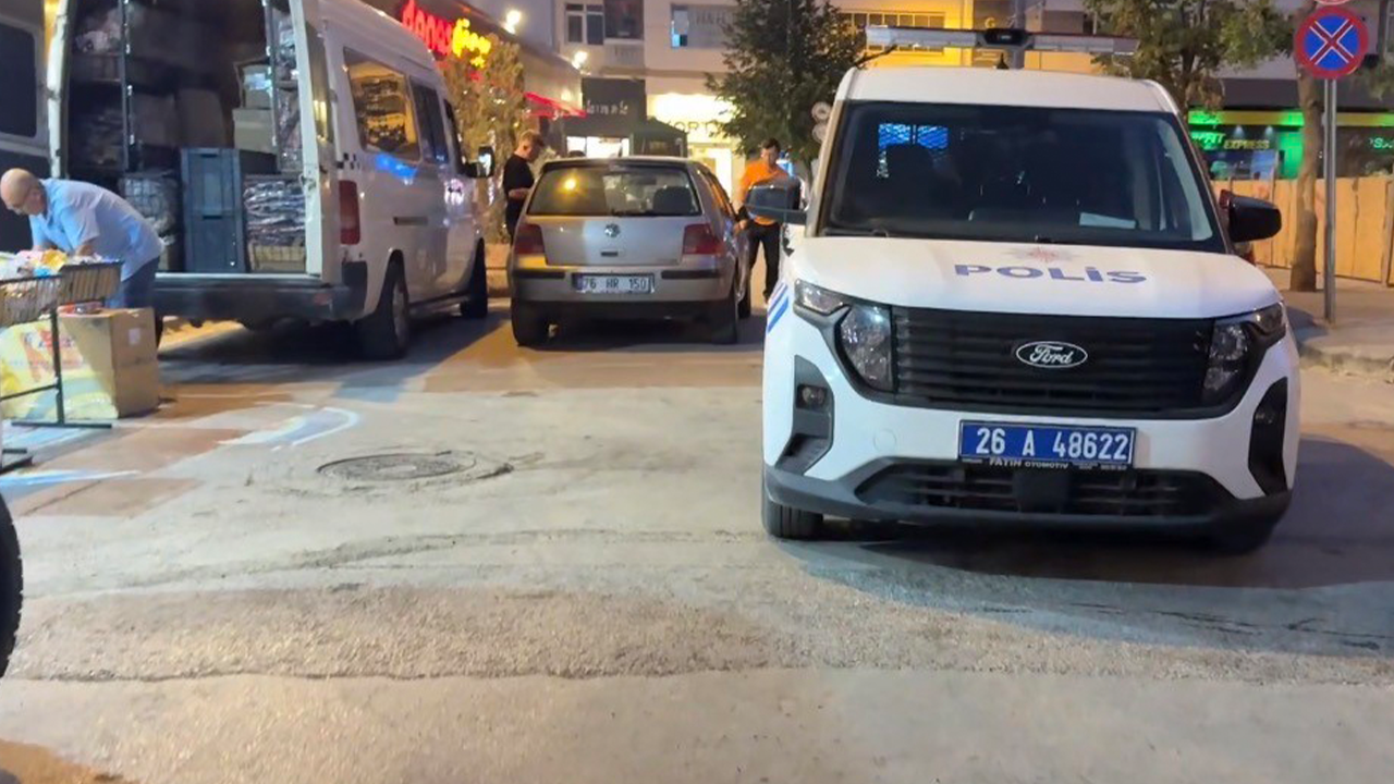 Eskişehir’de Nefes Kesen Kovalamaca! Polisten Kaçan Şüpheli İzini Kaybettirdi!