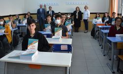 Ücretsiz kitaplar Eskişehir'de de öğrencilere ulaştırılıyor