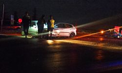 Seyitgazi yolunda trafik kazası; 2’si ağır 4 kişi yaralandı