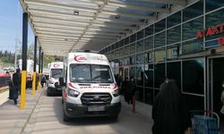 Gençler arasında kanlı tartışma; 15 yaşındaki çocuk bıçaklandı!