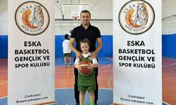 Minik Doruk takım arkadaşlarını sevince boğdu!