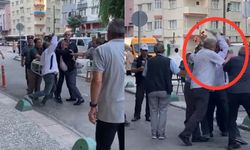 Eskişehir’in göbeğindeki kavgada bardaklar havada uçuştu