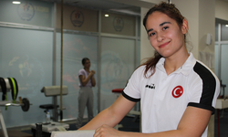 Eskişehirli Tuğba’nın hedefi altın madalya kazanmak