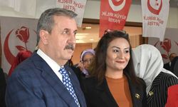 Mustafa Destici: "Başörtüsü konusunda Meral Akşener ne yapacak?"