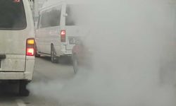 Eskişehir'de ilginç anlar; Araçları duman içerisinde bıraktı!