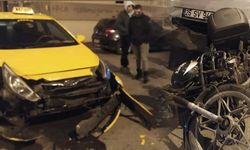 Eskişehir'de yol ayrımına kontrolsüz giren ticari taksi kazaya neden oldu!