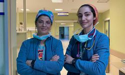 Anne ve kızı aynı hastanede beraber görev yapıyorlar