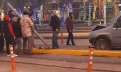 Eskişehir'de tramvay seferlerini aksatan kaza!
