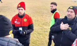 Eskişehirsporlu futbolcuları dinleyen Emre Özbayer'den Erkan Koca'ya talep!