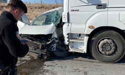 Emirdağ'da ölümlü trafik kazası; Hurdaya dönen araçtan sağ çıkamadı!