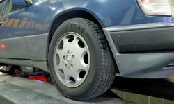 Eskişehir'deki lastikçi esnafları müşteri bekliyor; Kar yağmayınca...