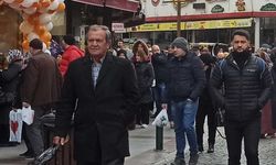 Eskişehir'de yüzde 30'luk indirimi duyan oraya koştu; Uzun kuyruklar oluştu!