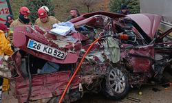 26 plakalı otomobil Bursa'da kaza yaptı; Araçta bulunan 5 kişi de vefat etti!