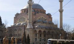 107 yıllık Eskişehir Reşadiye Camii’nin güzel mimarisi takdir topluyor