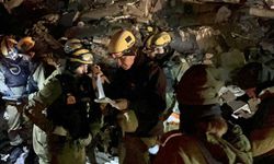 İsrail'den gelen arama kurtarma ekibi 4 kişiyi kurtardı