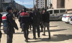 Eskişehir'de kaçak sigara operasyonu; Tır dorsesine saklamışlar!