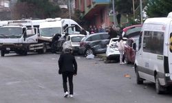 Freni boşalan kamyon 14 aracı biçti!