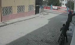 Eskişehir'de balkonda asılı duran çamaşırları çaldılar!