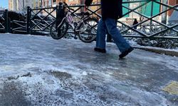 Eskişehir’de cadde ve sokaklar buz pistine döndü; Aman dikkatli olun!