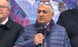 ESKİ'nin eski genel müdürü Garip Yıldırım Eskişehir'de CHP Milletvekili aday adaylığını açıkladı